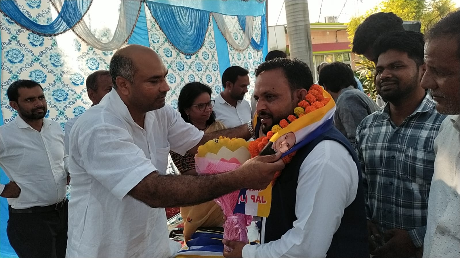 बेड़पुर चौक स्थित जन अधिकार पार्टी (जनशक्ति) के मुख्य कार्यालय में संवाद कार्यक्रम का आयोजित*//*अरविंद सिंह ने सैकड़ों समर्थकों के साथ थामा पार्टी का दामन